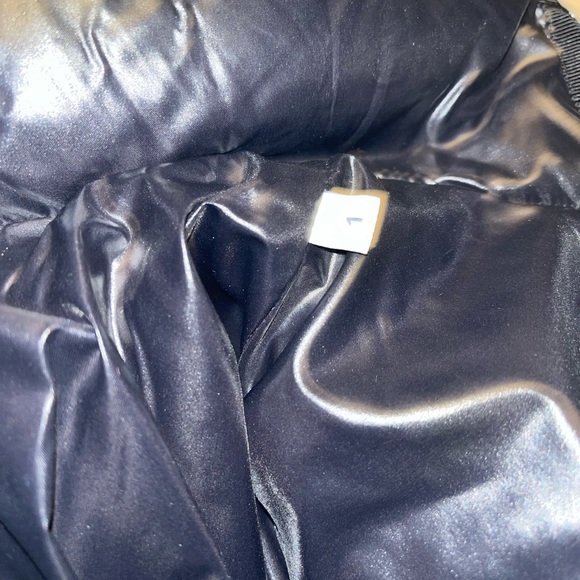 Moncler winter coat - Picture 4 of 7